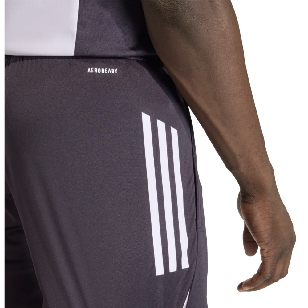 2025-2026 Man Utd Training Shorts (Aurora Black)_2