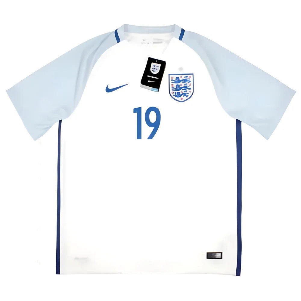 England 2016-18 Home (L) Barkley #19 (Excellent)_1