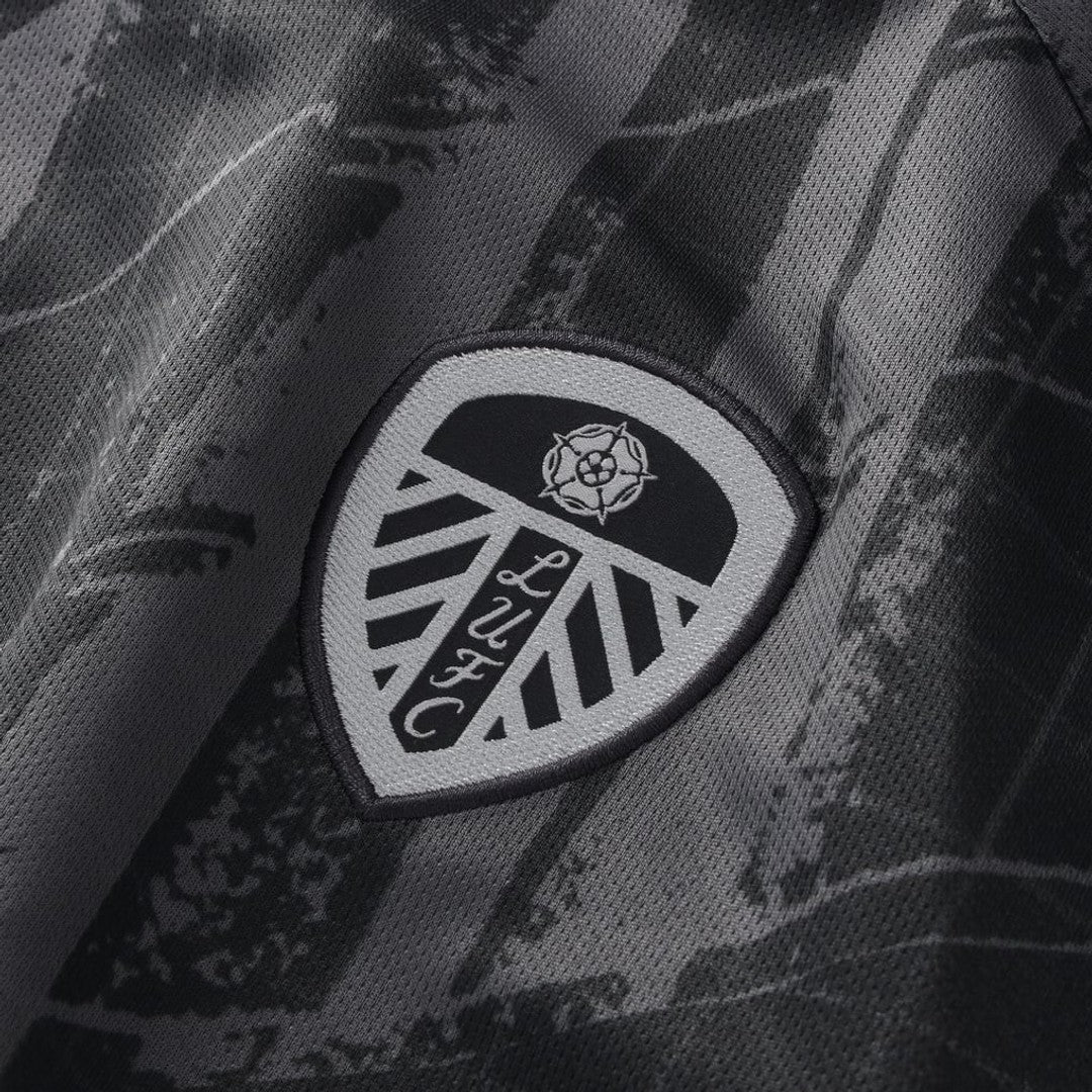 2026-2027 Leeds United Long Sleeve Third Shirt_3