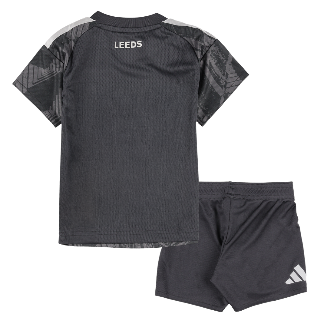 2026-2027 Leeds Third Baby Kit_1