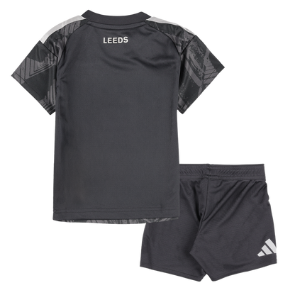 2026-2027 Leeds Third Baby Kit_2