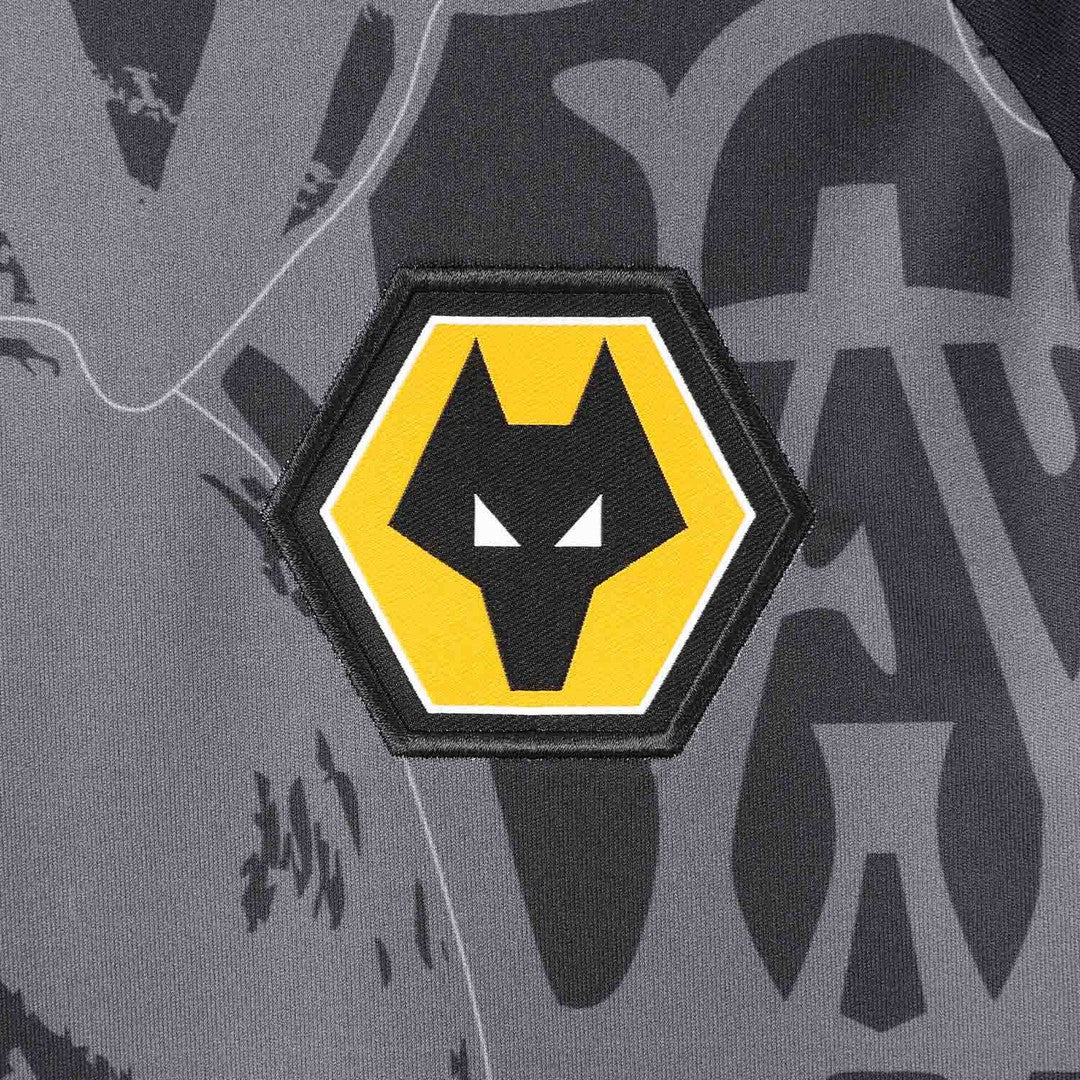2026-2027 Wolves Pre-Match Shirt (Black)_3