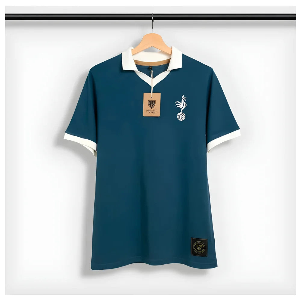 Classic Cockerel Away Retro Football Shirt_0