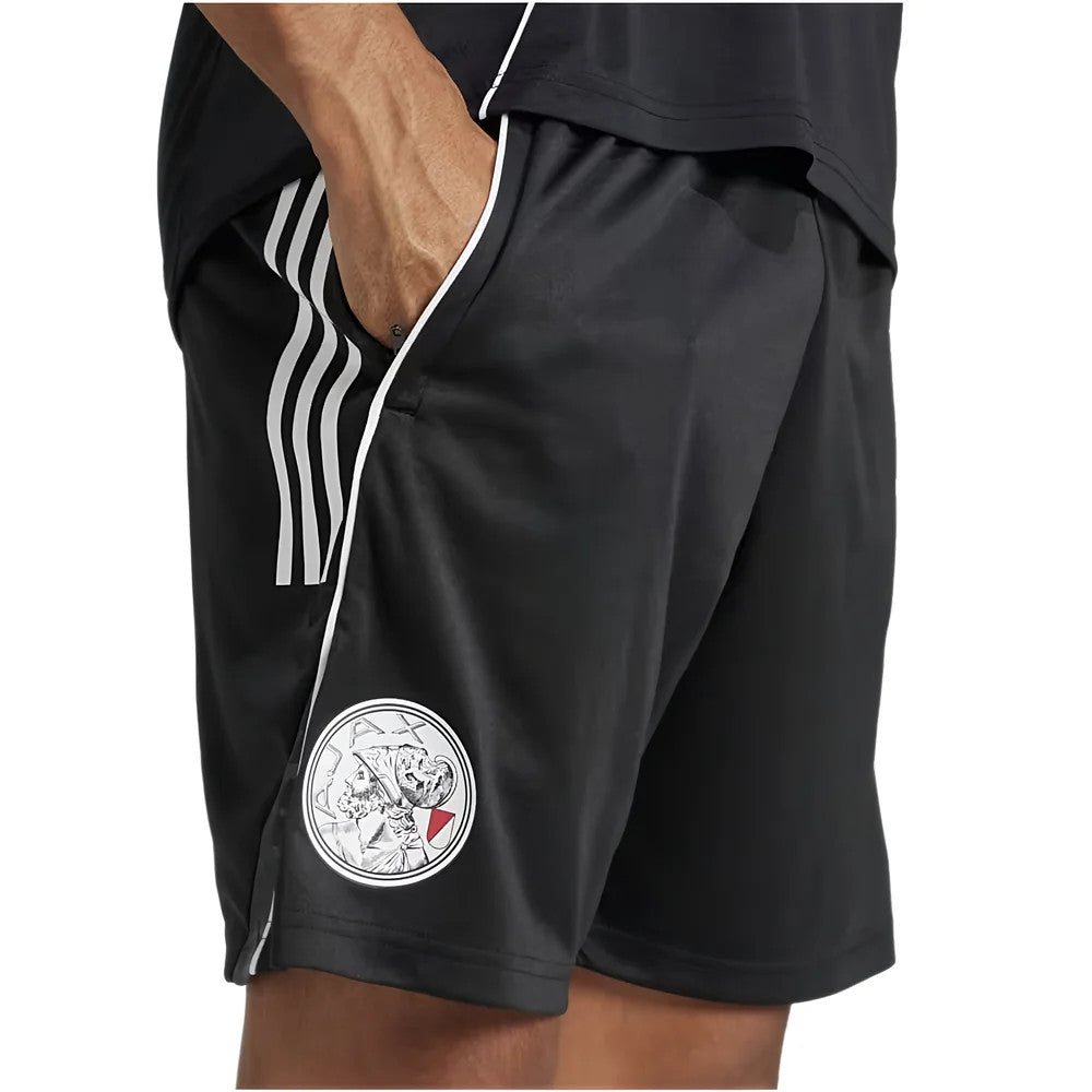 2025-2026 Ajax Training Shorts (Black)_2
