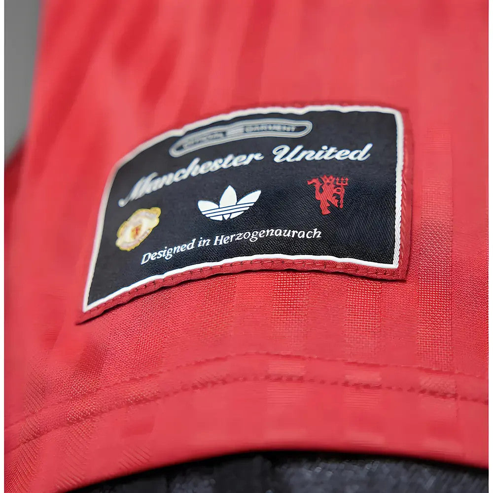 Manchester United Terrace Icons Shirt (Red)_1