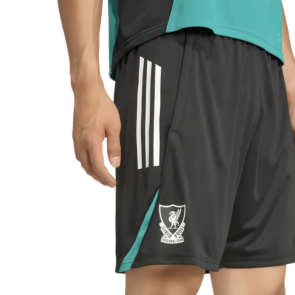 2025-2026 Liverpool EU Training Shorts (Black)_3