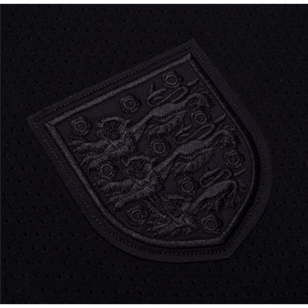 England 1970 No6 Retro Blackout Shirt_1