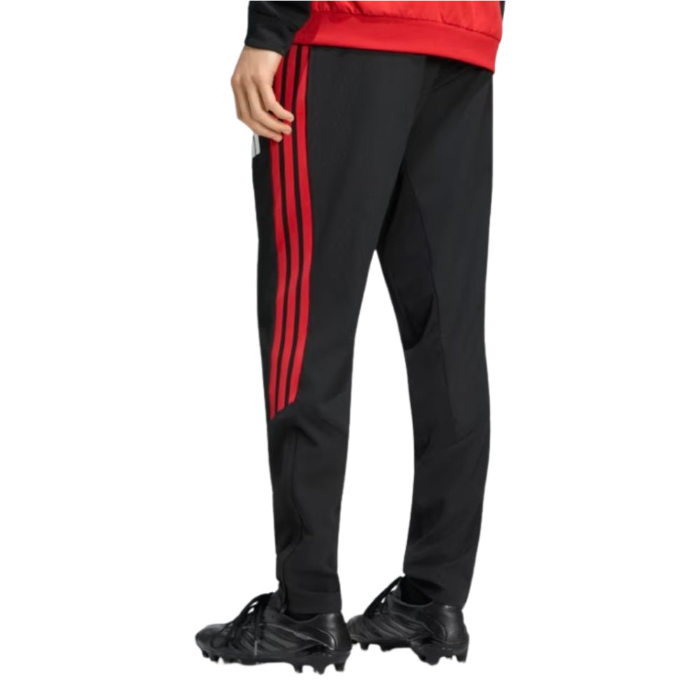2026-2027 Man Utd Presentation Pants (Black)_1