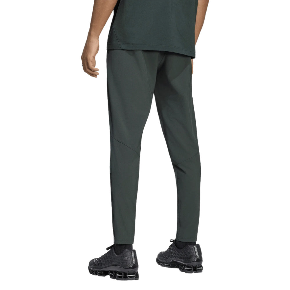 2026-2027 Man Utd Tiro Travel Pants (Jungle Ink)_1